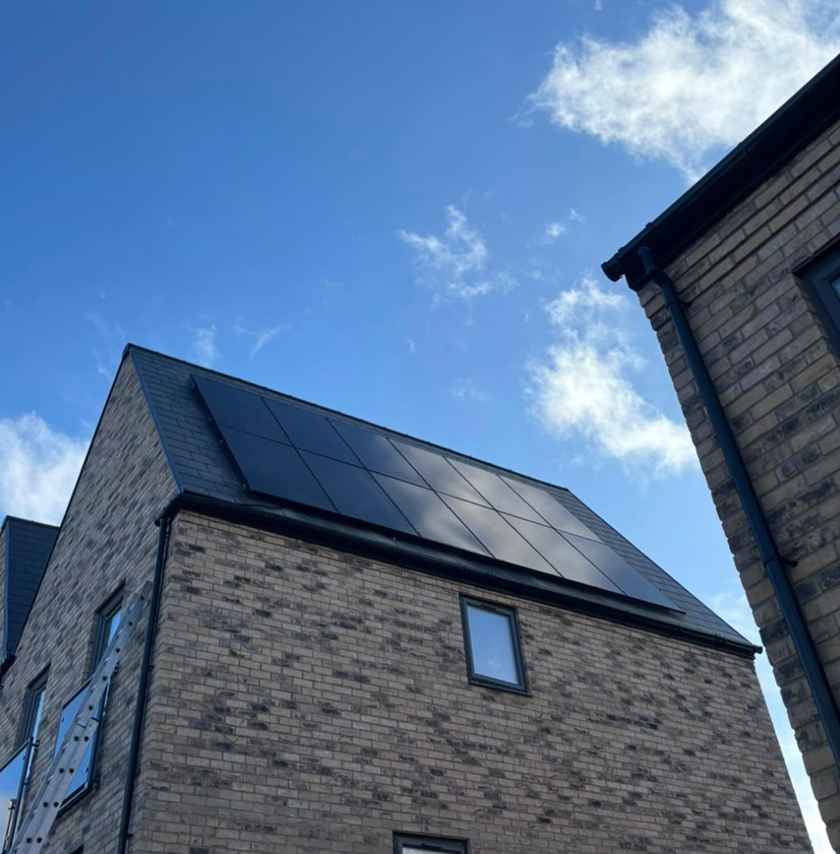 A recent solar installation completed by an installer on The Solar Broker's vetted panel